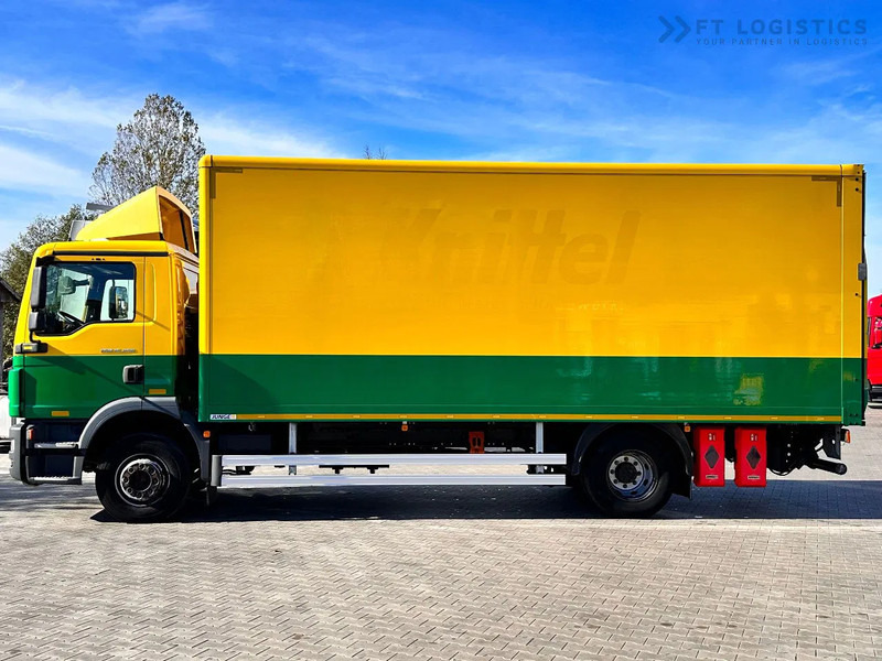 MAN TGM 15.250 MAN TGM 15.250 4X2 / CONTAINER - 16 PALLETS / TAIL LIFT / TIRES 80% / PERFECT CONDITION - Tovornjak zabojnik: slika 3 MAN TGM 15.250 MAN TGM 15.250 4X2 / CONTAINER - 16 PALLETS / TAIL LIFT / TIRES 80% / PERFECT CONDITION - Tovornjak zabojnik: slika 3