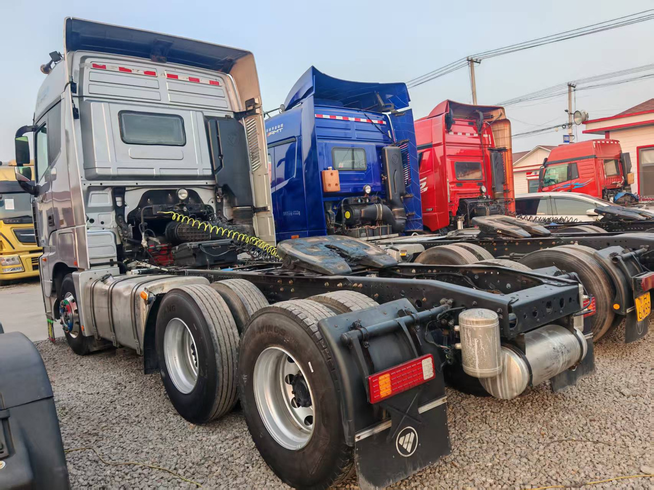 AUMAN 560HP - Kiper polprikolica: slika 3 AUMAN 560HP - Kiper polprikolica: slika 3