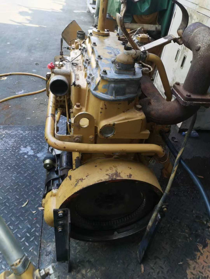 CATERPILLAR 3204C - Motor za Buldožer: slika 3 CATERPILLAR 3204C - Motor za Buldožer: slika 3