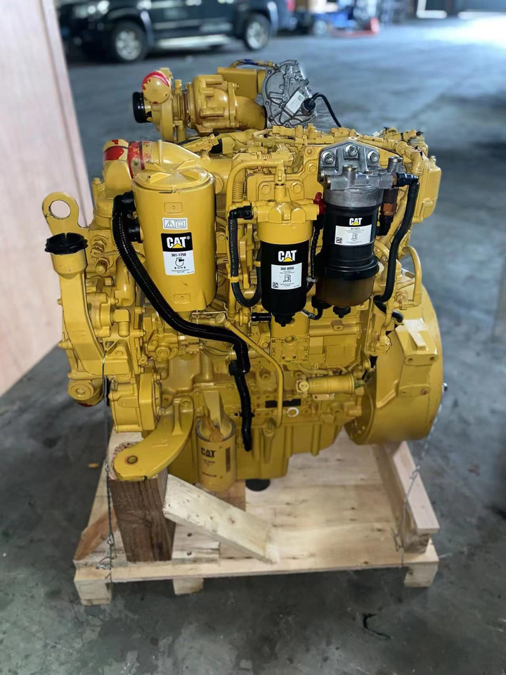 CATERPILLAR C4.4 - Motor za Bager: slika 1 CATERPILLAR C4.4 - Motor za Bager: slika 1