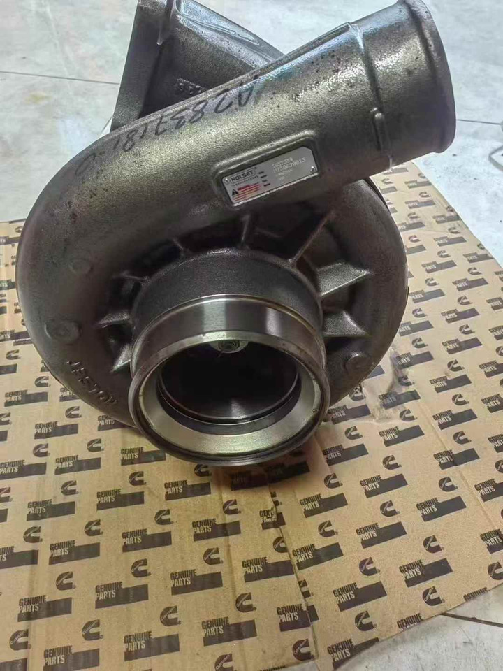 CUMMINS 2881769 - Turbo za Bager: slika 4 CUMMINS 2881769 - Turbo za Bager: slika 4