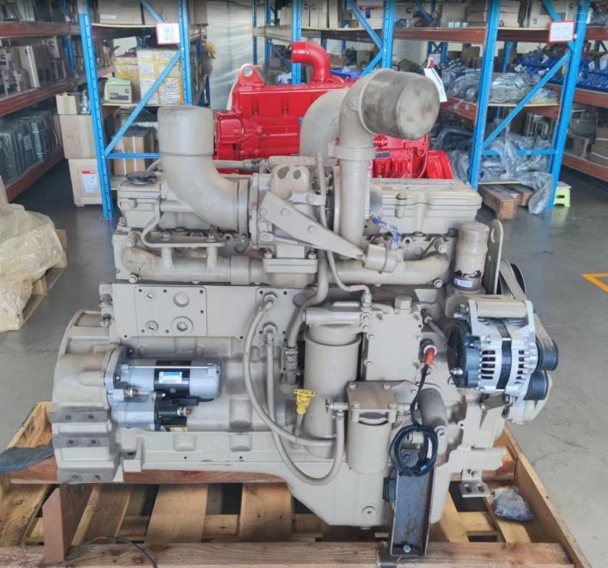 CUMMINS QSC8.3 - Motor za Bager: slika 2 CUMMINS QSC8.3 - Motor za Bager: slika 2