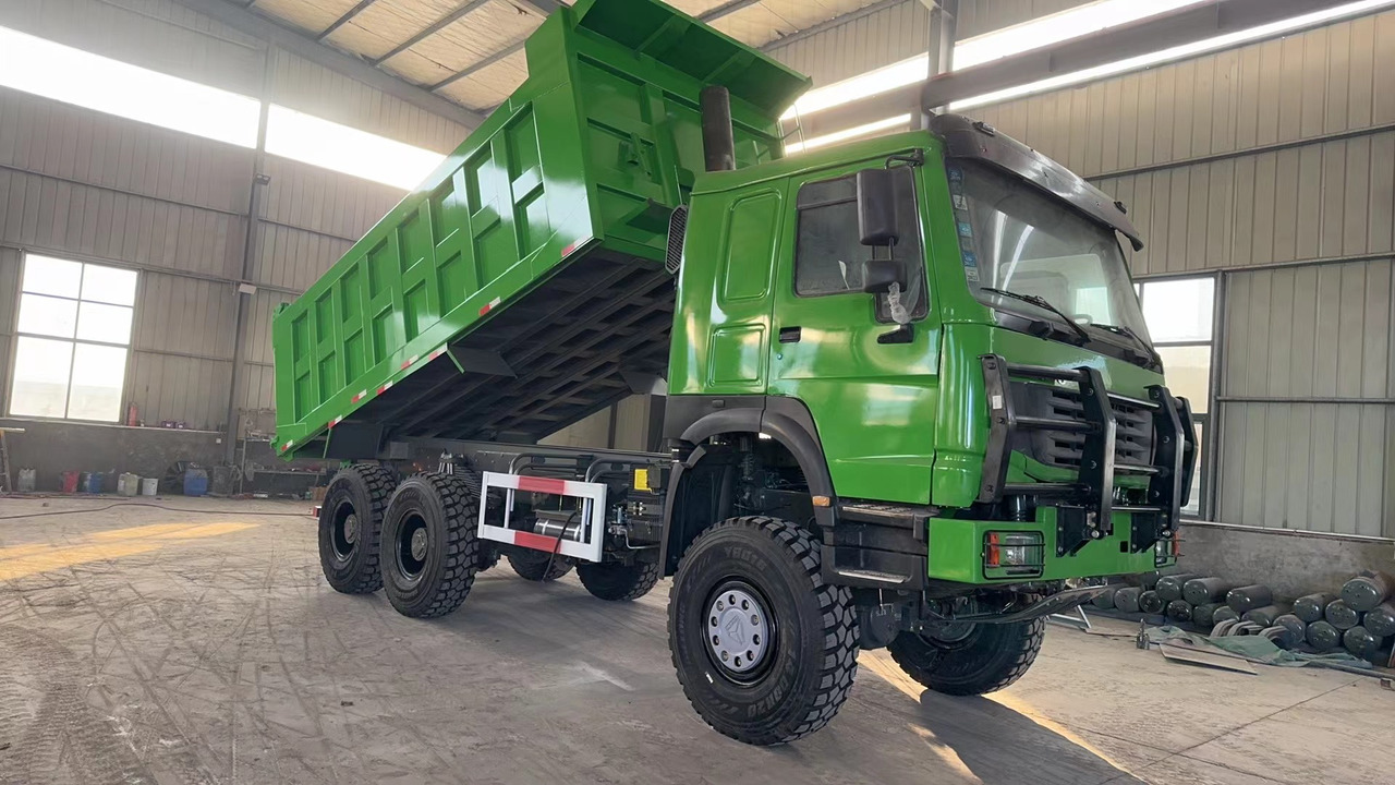 HOWO 6*6 dump truck - Tovornjak prekucnik: slika 1 HOWO 6*6 dump truck - Tovornjak prekucnik: slika 1