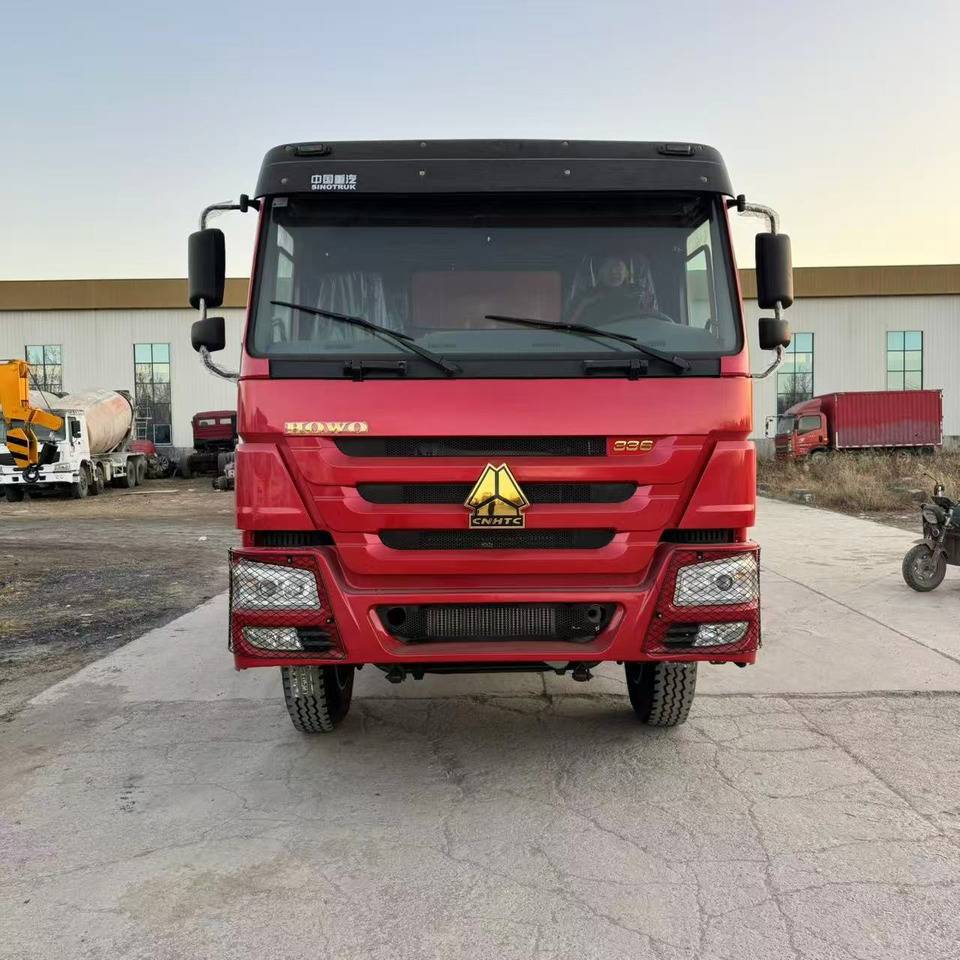 HOWO HOWO 371 6*4 dump truck - Tovornjak prekucnik: slika 1 HOWO HOWO 371 6*4 dump truck - Tovornjak prekucnik: slika 1