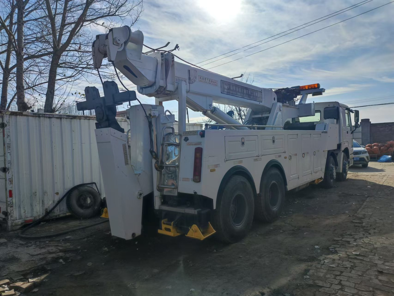 HOWO/SINOTRUK HOWO 375 - Vlečno vozilo: slika 2 HOWO/SINOTRUK HOWO 375 - Vlečno vozilo: slika 2