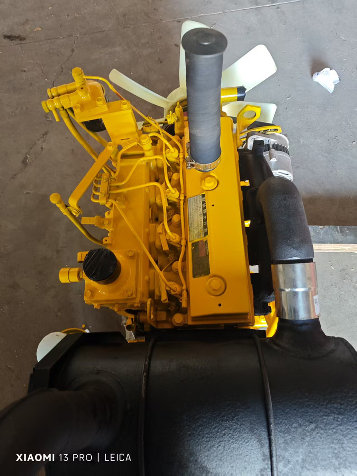 KOMATSU 4D95LE - Motor za Bager: slika 3 KOMATSU 4D95LE - Motor za Bager: slika 3