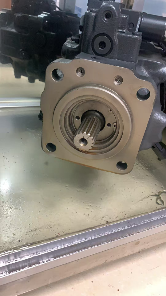 KOMATSU 708-1t-00431 - Hidravlična črpalka za Bager: slika 1 KOMATSU 708-1t-00431 - Hidravlična črpalka za Bager: slika 1