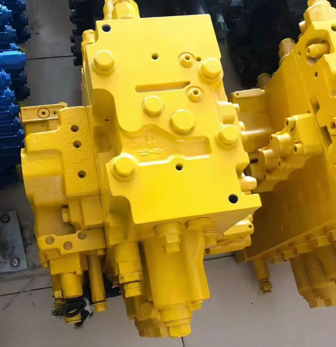KOMATSU PC200-8 - Hidravlični ventil za Bager: slika 2 KOMATSU PC200-8 - Hidravlični ventil za Bager: slika 2