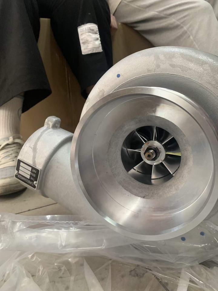 MITSUBISHI 49181-03870 - Turbo za Bager: slika 2 MITSUBISHI 49181-03870 - Turbo za Bager: slika 2