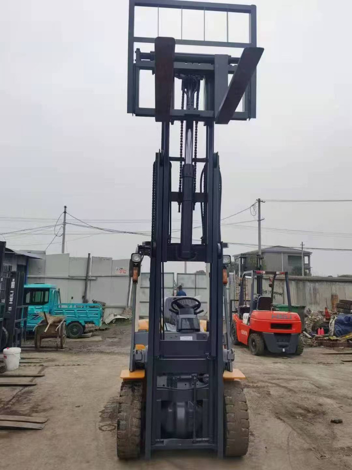 TCM 5 TONS 2 stages - Diesel viličar: slika 4 TCM 5 TONS 2 stages - Diesel viličar: slika 4