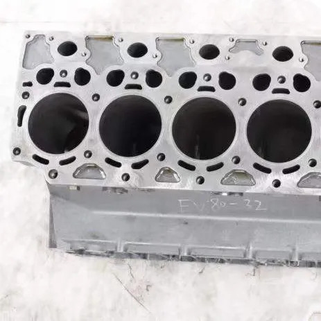 VOLVO D6E - Blok cilindra za Bager: slika 1 VOLVO D6E - Blok cilindra za Bager: slika 1