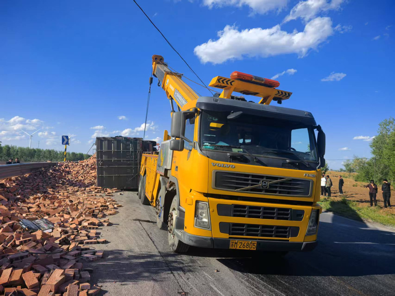 XCMG crane truck 70t - Tovornjak z dvigalom: slika 2 XCMG crane truck 70t - Tovornjak z dvigalom: slika 2