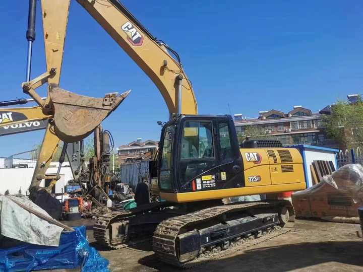 100% Original Caterpillar 323GX Large Excavator for Sale Madein Japan Used Cat 323gx for Sale - Bager goseničar: slika 2 100% Original Caterpillar 323GX Large Excavator for Sale Madein Japan Used Cat 323gx for Sale - Bager goseničar: slika 2