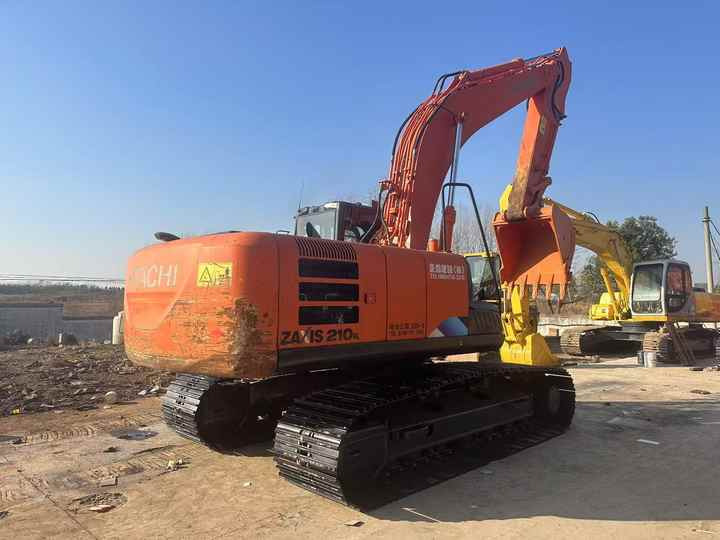 Affordable Hitachi ZX210-5G Used Construction Machinery | Well-Maintained, No Overhauls - Bager goseničar: slika 2 Affordable Hitachi ZX210-5G Used Construction Machinery | Well-Maintained, No Overhauls - Bager goseničar: slika 2