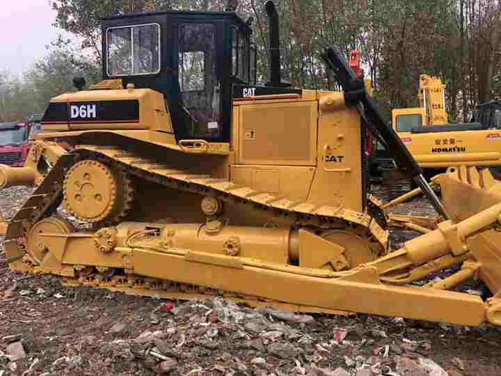 CAT High Quality Used Machinery , Original D6h Cat Bulldozer , Winch Attached Cat Bulldozer - Buldožer: slika 2 CAT High Quality Used Machinery , Original D6h Cat Bulldozer , Winch Attached Cat Bulldozer - Buldožer: slika 2