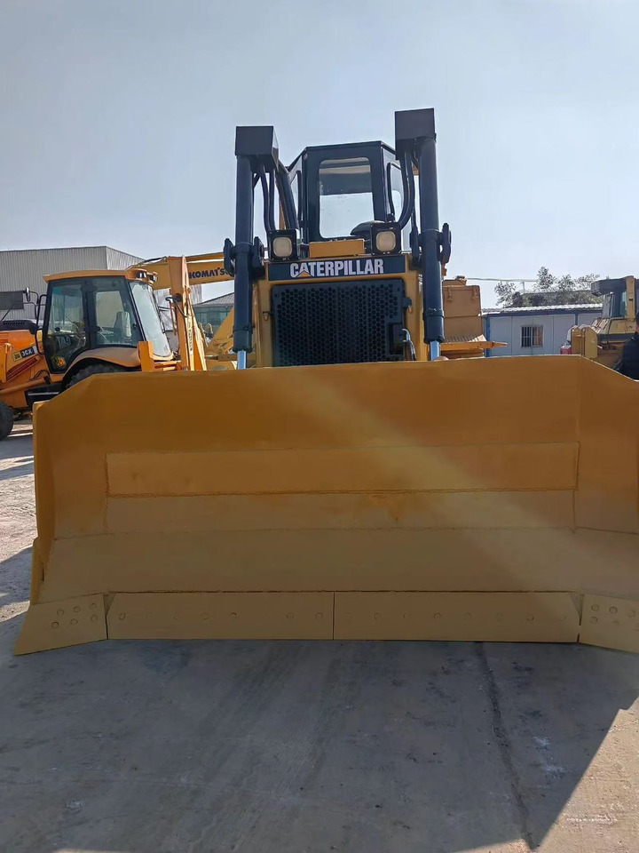 CAT Used Bulldozer D6R High Quality - Buldožer: slika 1 CAT Used Bulldozer D6R High Quality - Buldožer: slika 1