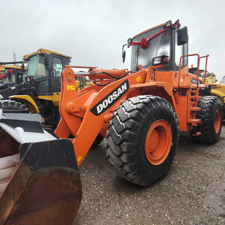 Kolesni nakladalec Doosan DL505-9c Loader with High Performance and Cheap Price Used Construction Machinery Export: slika 1