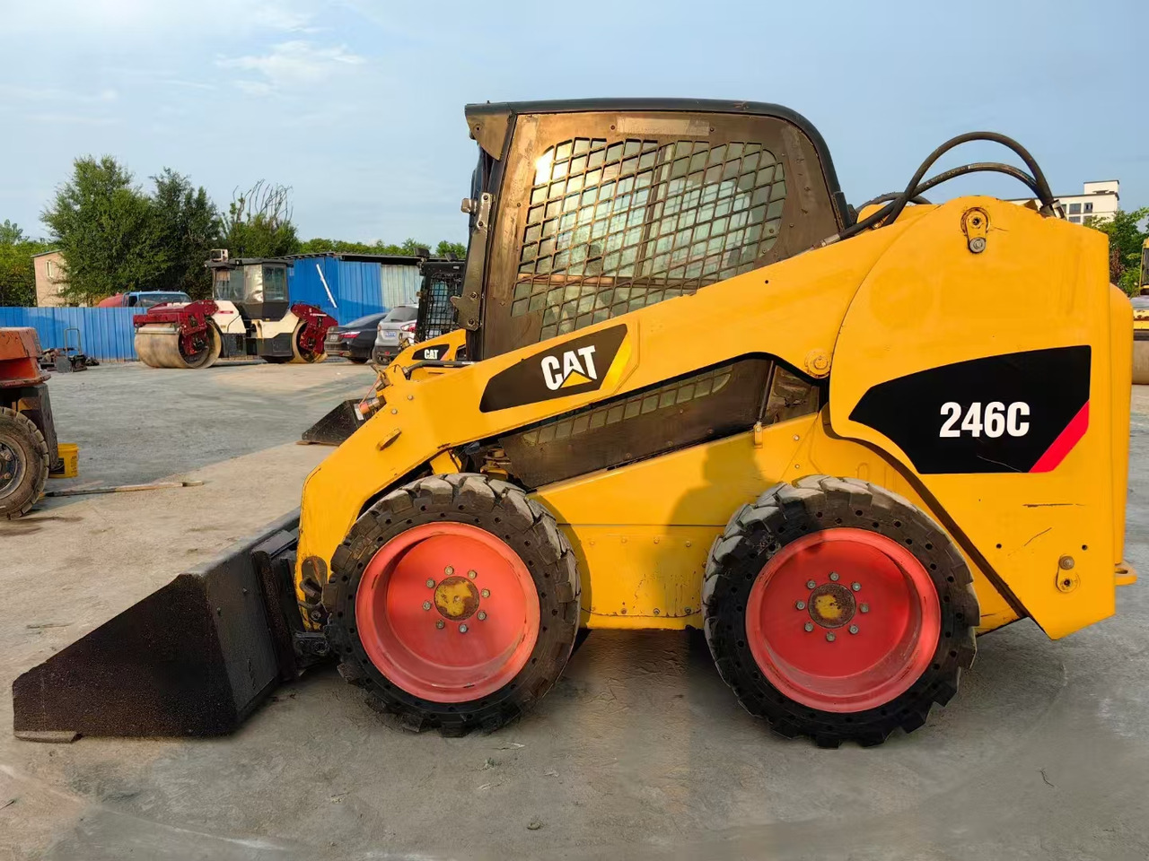 Excellent Quality CAT 246C Skid-steers Global Sale - Mini nakladalec: slika 1 Excellent Quality CAT 246C Skid-steers Global Sale - Mini nakladalec: slika 1