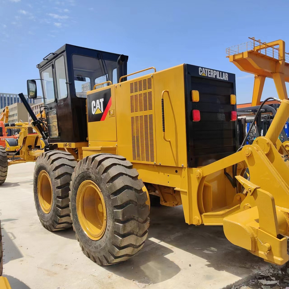 GRADER CAT 140G GRADER | Ideal for Mining & Demolition | Global Export & COD Accepted - Greder: slika 3 GRADER CAT 140G GRADER | Ideal for Mining & Demolition | Global Export & COD Accepted - Greder: slika 3
