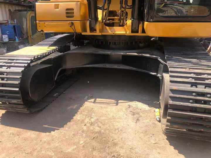 Good Condition Used CAT Excavator Japan 330D Original Used Excavator Cat 330D in Stock - Bager goseničar: slika 4 Good Condition Used CAT Excavator Japan 330D Original Used Excavator Cat 330D in Stock - Bager goseničar: slika 4