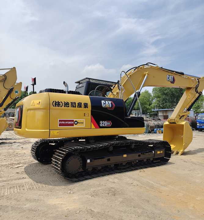 Good Condition Used Cat Excavator 320D2 Caterpillar Second Hand Excavator 312D 315D 320d for Sale - Bager goseničar: slika 3 Good Condition Used Cat Excavator 320D2 Caterpillar Second Hand Excavator 312D 315D 320d for Sale - Bager goseničar: slika 3