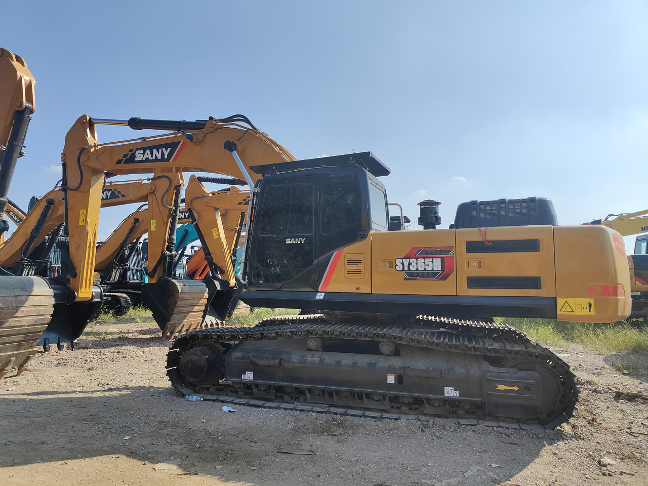 SANY Used Cheap Price Excavator SY365H - Gradbeni stroj: slika 2 SANY Used Cheap Price Excavator SY365H - Gradbeni stroj: slika 2