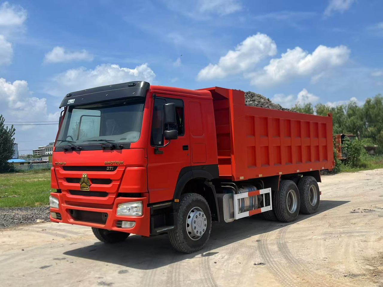Howo 6*4 10 wheelers Second Hand Dump Truck Used - Tovornjak zabojnik: slika 5 Howo 6*4 10 wheelers Second Hand Dump Truck Used - Tovornjak zabojnik: slika 5