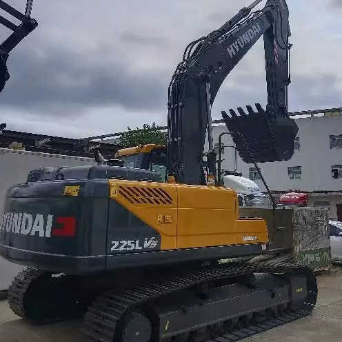 Hyundai Digger 225lvs Second Hand Korea Made High Performance Machine Hyundai Excavator for Sale - Bager goseničar: slika 5 Hyundai Digger 225lvs Second Hand Korea Made High Performance Machine Hyundai Excavator for Sale - Bager goseničar: slika 5