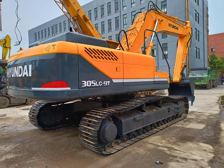 Hyundai Digger 305-9T Second Hand Korea Made High Performance Machine Hyundai Excavator for Sale - Bager goseničar: slika 3 Hyundai Digger 305-9T Second Hand Korea Made High Performance Machine Hyundai Excavator for Sale - Bager goseničar: slika 3