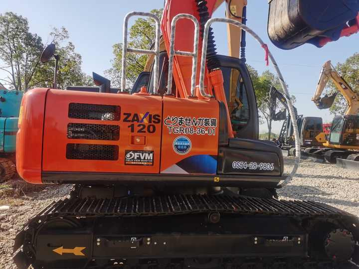 Japan Original Hitachi ZX120 Crawler Excavator Perfect for Various Projects Available Used Excavators for Sale - Bager goseničar: slika 2 Japan Original Hitachi ZX120 Crawler Excavator Perfect for Various Projects Available Used Excavators for Sale - Bager goseničar: slika 2
