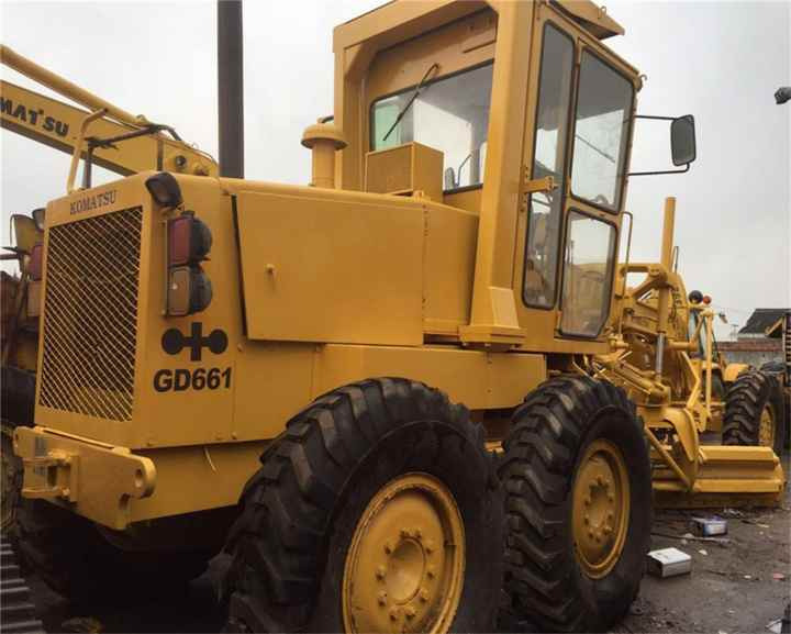 Japan Original Used Komatsu GD661A-1 Motor Grader GD661 in Condition - Greder: slika 4 Japan Original Used Komatsu GD661A-1 Motor Grader GD661 in Condition - Greder: slika 4
