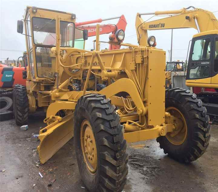 Japan Original Used Komatsu GD661A-1 Motor Grader GD661 in Condition - Greder: slika 2 Japan Original Used Komatsu GD661A-1 Motor Grader GD661 in Condition - Greder: slika 2