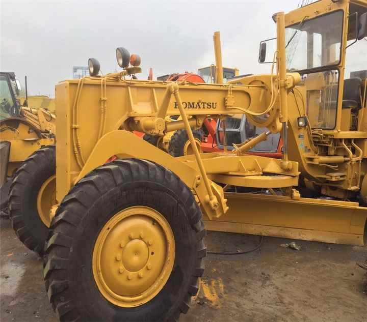 Japan Original Used Komatsu GD661A-1 Motor Grader GD661 in Condition - Greder: slika 3 Japan Original Used Komatsu GD661A-1 Motor Grader GD661 in Condition - Greder: slika 3