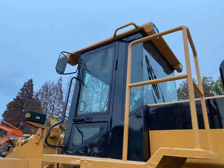 Loader Cat Japan Wheel Loader Used High Quality 966G in Good Working Condition for Sale - Kolesni nakladalec: slika 5 Loader Cat Japan Wheel Loader Used High Quality 966G in Good Working Condition for Sale - Kolesni nakladalec: slika 5