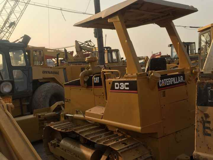 Mini CAT Bulldozer D3c D3 D3k D3m D4h D4m D4k D5h D5g D5k D5m Used Bulldozer with Ripper for Sale - Buldožer: slika 3 Mini CAT Bulldozer D3c D3 D3k D3m D4h D4m D4k D5h D5g D5k D5m Used Bulldozer with Ripper for Sale - Buldožer: slika 3