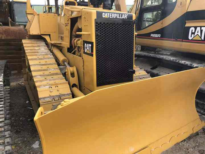 Nice Condition D4h Cat Bulldozer CAT Used Dozer for Sale - Buldožer: slika 2 Nice Condition D4h Cat Bulldozer CAT Used Dozer for Sale - Buldožer: slika 2