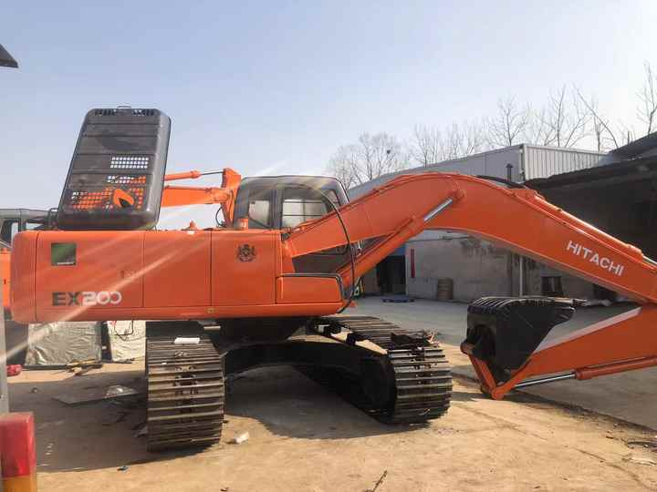 Original Japan Hitachi ZX200 Excavator Hitachi Excavator in Low Price for Hot Sale - Bager goseničar: slika 2 Original Japan Hitachi ZX200 Excavator Hitachi Excavator in Low Price for Hot Sale - Bager goseničar: slika 2