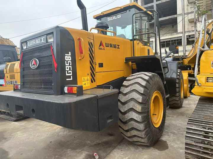SDLG Wheel Loader 985L Second -hand Wheel Loader Electric Valve Water Pump Engine diesel Pump Valve in China - Bager: slika 4 SDLG Wheel Loader 985L Second -hand Wheel Loader Electric Valve Water Pump Engine diesel Pump Valve in China - Bager: slika 4
