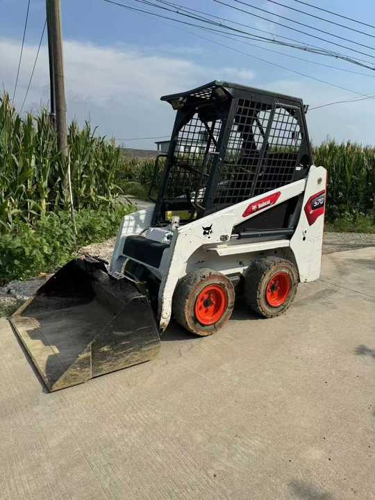 Used Bobcat S70 Skid Teer in Stock Good Condition bobcat S70 S160 185 300 330 Skid Steer for Sale - Mini nakladalec: slika 2 Used Bobcat S70 Skid Teer in Stock Good Condition bobcat S70 S160 185 300 330 Skid Steer for Sale - Mini nakladalec: slika 2