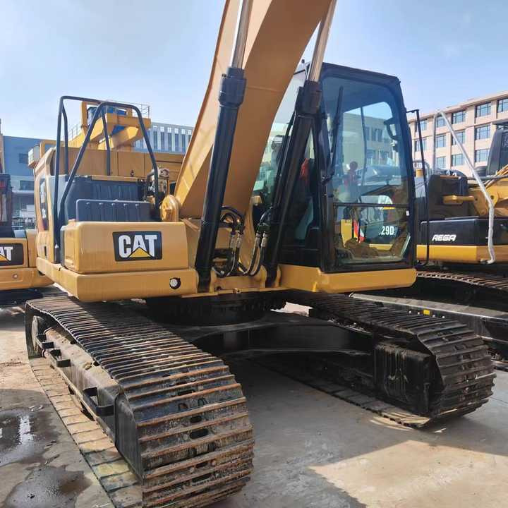 Used CAT 320GC Hydraulic Excavator Caterpillar Multi-Function Used Excavator with Hammer for Construction Project - Bager: slika 3 Used CAT 320GC Hydraulic Excavator Caterpillar Multi-Function Used Excavator with Hammer for Construction Project - Bager: slika 3