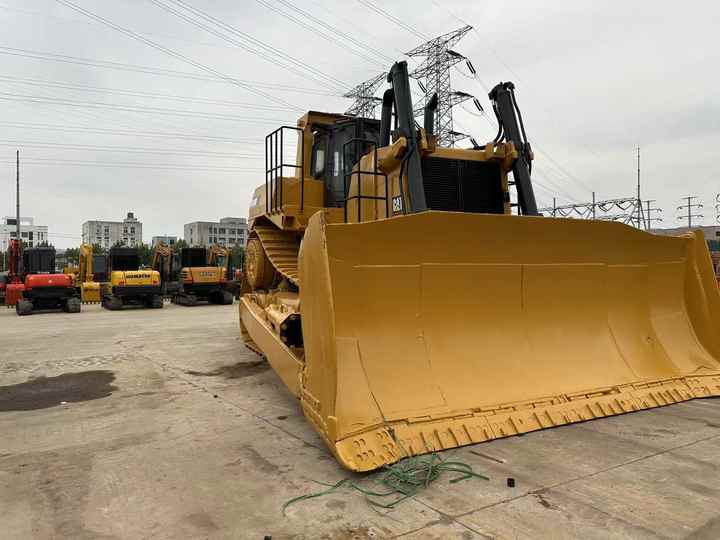 Used CAT D10R New Model Bulldozer Second Hand Machine Popular Brand Cat Hydraulic Machinery - Buldožer: slika 5 Used CAT D10R New Model Bulldozer Second Hand Machine Popular Brand Cat Hydraulic Machinery - Buldožer: slika 5