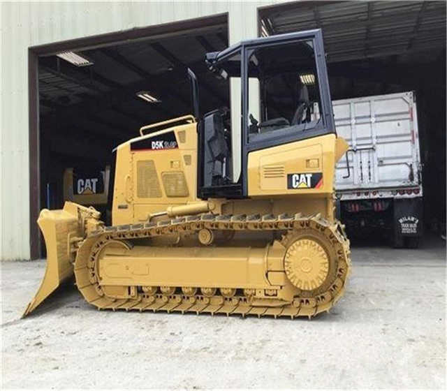 Used Cat D5k D5g D5 D5m D5h Crawler Bulldozer , CAT Bulldozer with Ripper , Original Cat Bulldozers - Buldožer: slika 2 Used Cat D5k D5g D5 D5m D5h Crawler Bulldozer , CAT Bulldozer with Ripper , Original Cat Bulldozers - Buldožer: slika 2