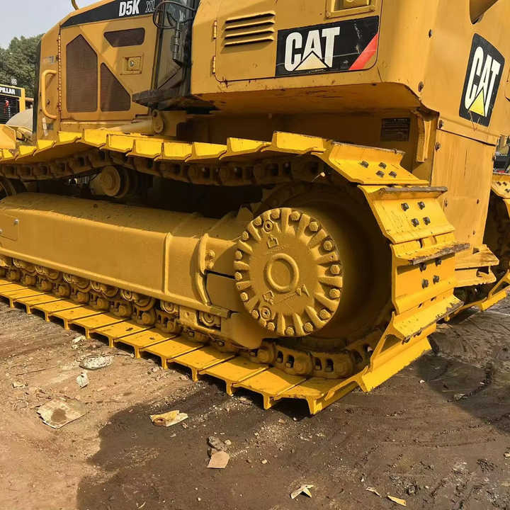 Used Cat Mini Bulldozer D5k Cat Dozers - Buldožer: slika 1 Used Cat Mini Bulldozer D5k Cat Dozers - Buldožer: slika 1