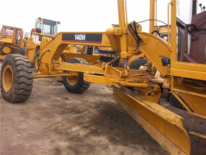 Used Caterpillar CAT 140H Land Road Motor Grader CAT140 CAT Used Grader Cheap Price for Sale - Greder: slika 5 Used Caterpillar CAT 140H Land Road Motor Grader CAT140 CAT Used Grader Cheap Price for Sale - Greder: slika 5