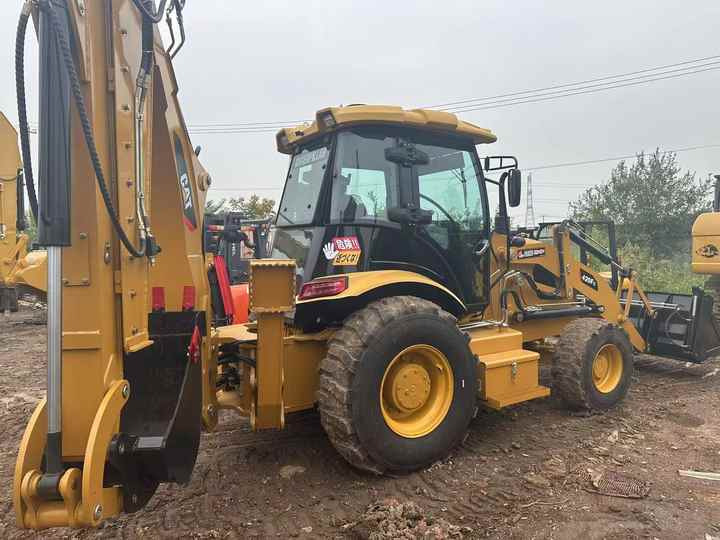 Used Caterpillar CAT 450F Retro Excavator CAT420F Cheap Price for Sale - Bager nakladalec: slika 2 Used Caterpillar CAT 450F Retro Excavator CAT420F Cheap Price for Sale - Bager nakladalec: slika 2