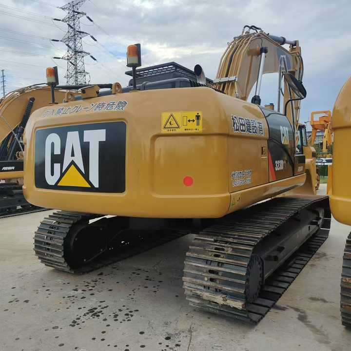 Used Digger CAT 323 Construction Machinery Construction Digger Used CAT 323 Cheap Excavator - Bager goseničar: slika 4 Used Digger CAT 323 Construction Machinery Construction Digger Used CAT 323 Cheap Excavator - Bager goseničar: slika 4