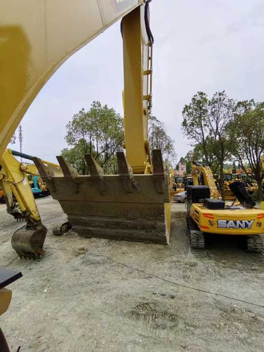 Used Digger CAT 323DL Construction Machinery Construction Digger Used CAT 323DL Cheap Excavator - Bager goseničar: slika 2 Used Digger CAT 323DL Construction Machinery Construction Digger Used CAT 323DL Cheap Excavator - Bager goseničar: slika 2