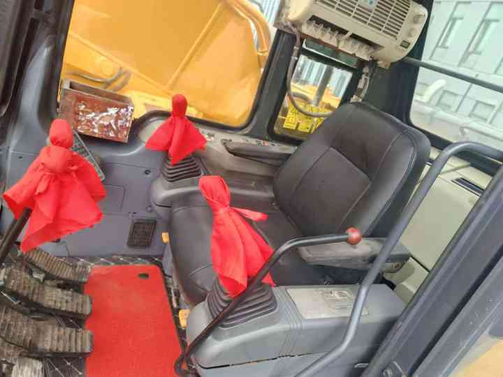 Used Digger DOOSAN DX55 Construction Machinery Construction Digger Used DOOSAN DX55 Cheap Excavator - Bager goseničar: slika 5 Used Digger DOOSAN DX55 Construction Machinery Construction Digger Used DOOSAN DX55 Cheap Excavator - Bager goseničar: slika 5