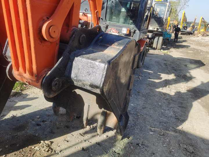 Used Digger Doosan Dh150w-7 Construction Machinery Construction Digger Used Doosan Dh150w-7 Cheap Excavator - Bager goseničar: slika 2 Used Digger Doosan Dh150w-7 Construction Machinery Construction Digger Used Doosan Dh150w-7 Cheap Excavator - Bager goseničar: slika 2