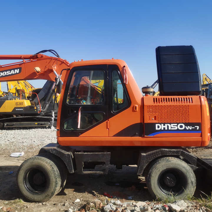 Used Digger Doosan Dh150w-7 Construction Machinery Construction Digger Used Doosan Dh150w-7 Cheap Excavator - Bager goseničar: slika 1 Used Digger Doosan Dh150w-7 Construction Machinery Construction Digger Used Doosan Dh150w-7 Cheap Excavator - Bager goseničar: slika 1